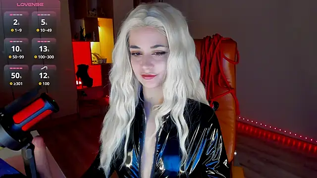 mollyposhh online show from 01.10.26