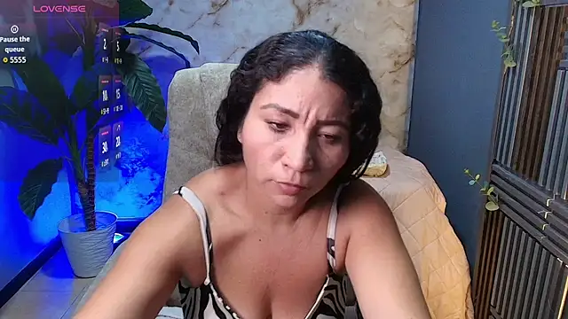 jennaa milf  online show from 06.30.26