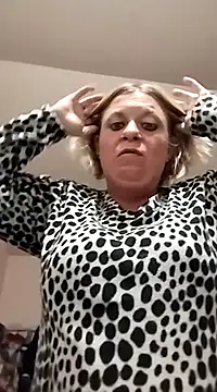 Snapshot of Playmate86 chatting on 12.04.24 Playmate86 online show from 12.04.24