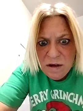 Snapshot of Playmate86 chatting on 12.08.24 Playmate86 online show from 12.08.24