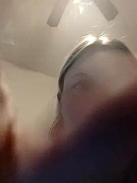 Snapshot of Playmate86 chatting on 02.19.25 Playmate86 online show from 02.19.25