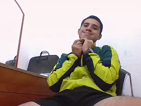 Snapshot of Deportist chatting on 11.01.25 Deportist online show from 11.01.25