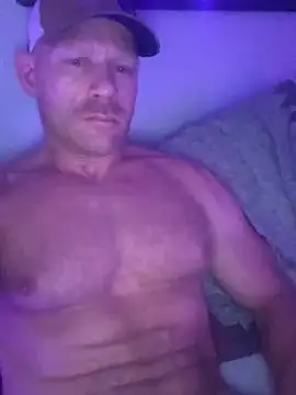 Snapshot of RawOkie chatting on 10.06.25 RawOkie online show from 10.06.25