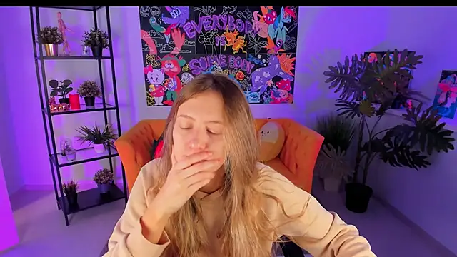 Sharon Evansi online show from 12.22.24