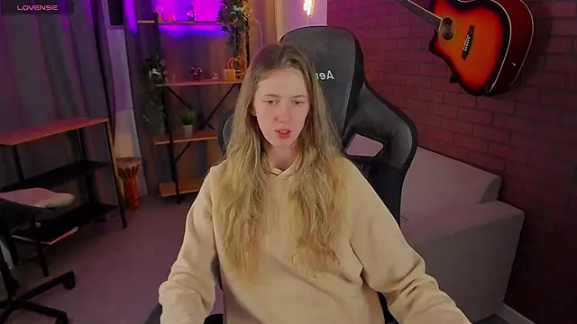 Sharon Evansi online show from 01.03.25