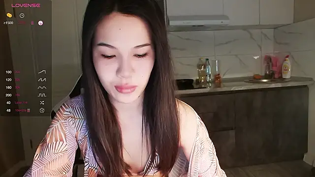 Snapshot of dragon_princesss chatting on 02.13.26 dragon princesss online show from 02.13.26