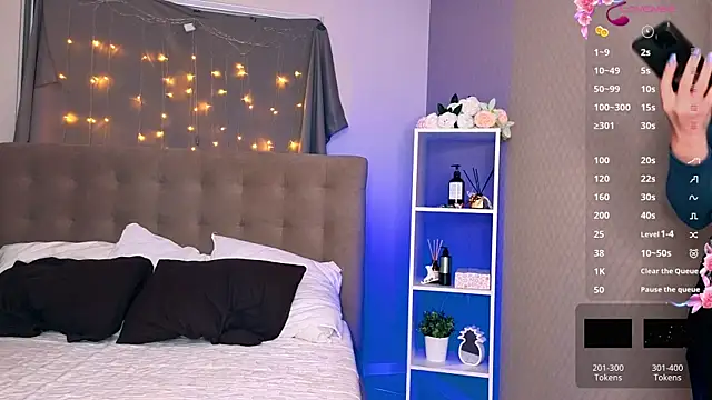 Bella Murrr online show from 01.17.25