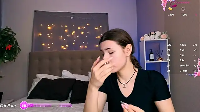 Bella Murrr online show from 01.20.25