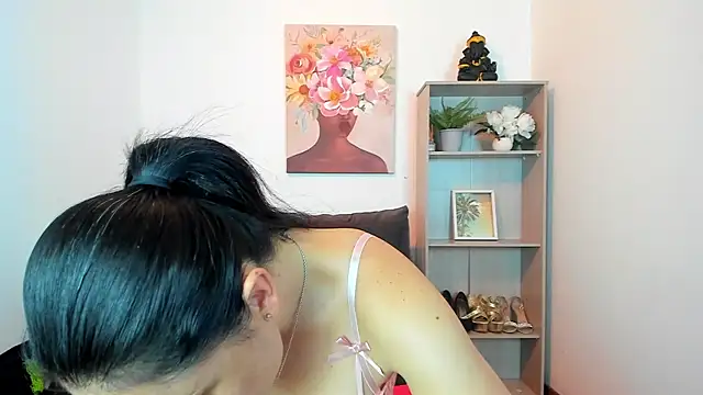 SaraMilf 69 online show from 07.05.26