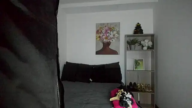 SaraMilf 69 online show from 08.07.26
