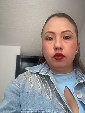 VIOLETA-25  online show from 10.28.25