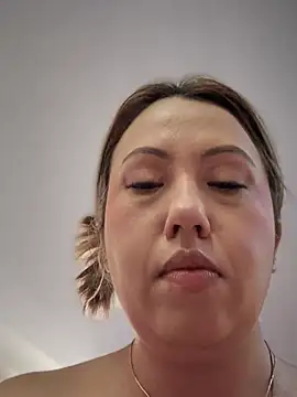 VIOLETA-25  online show from 01.10.26