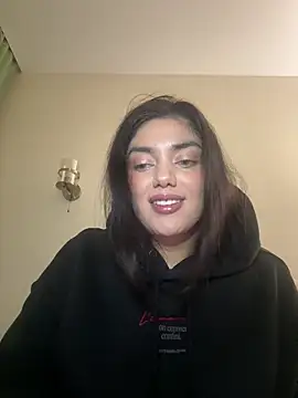 Snapshot of Sweet_Khalifa_ chatting on 10.29.25 Sweet Khalifa  online show from 10.29.25