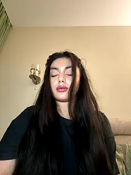 Sweet Khalifa  online show from 11.06.25