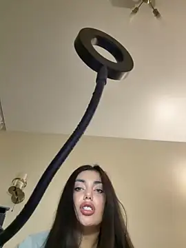 Sweet Khalifa  online show from 12.04.25