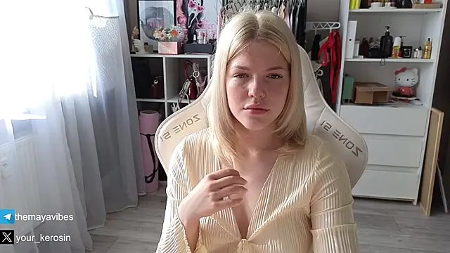 Maya Rave online show from 06.11.26
