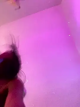 Snapshot of bonnie_18x chatting on 02.05.25 bonnie 18x online show from 02.05.25