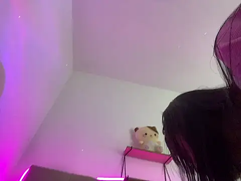 Snapshot of bonnie_18x chatting on 03.07.25 bonnie 18x online show from 03.07.25