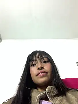 Snapshot of bonnie_18x chatting on 03.11.25 bonnie 18x online show from 03.11.25