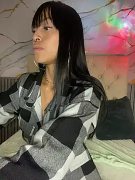 Snapshot of bonnie_18x chatting on 03.22.25 bonnie 18x online show from 03.22.25