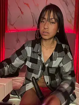 Snapshot of bonnie_18x chatting on 03.23.25 bonnie 18x online show from 03.23.25