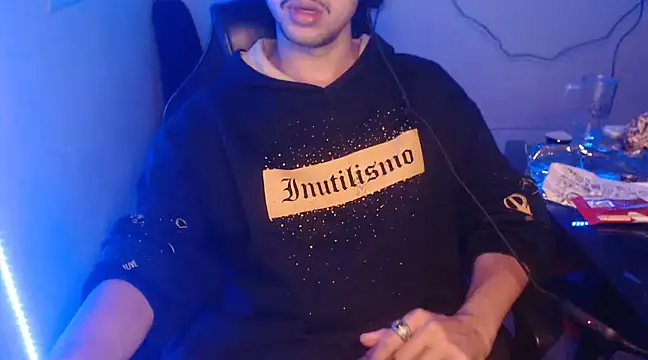 Snapshot of anjonoturno1 chatting on 12.15.24 anjonoturno1 online show from 12.15.24