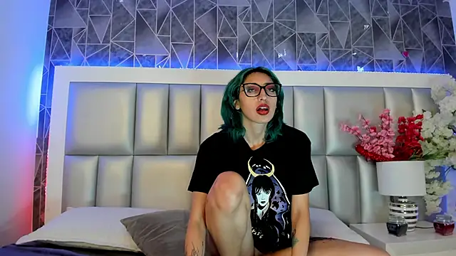 Im gaia online show from 02.27.25