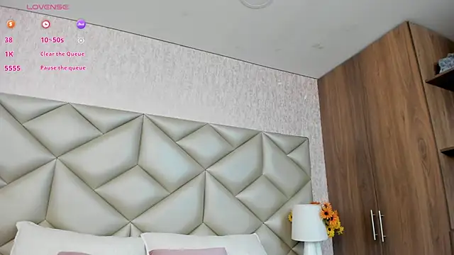 Im gaia online show from 09.23.25