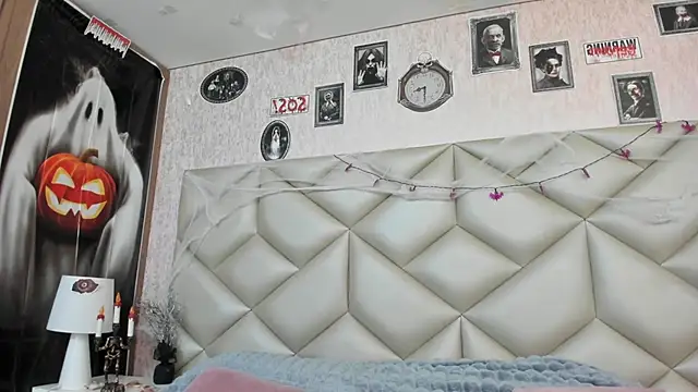 Im gaia online show from 10.24.25