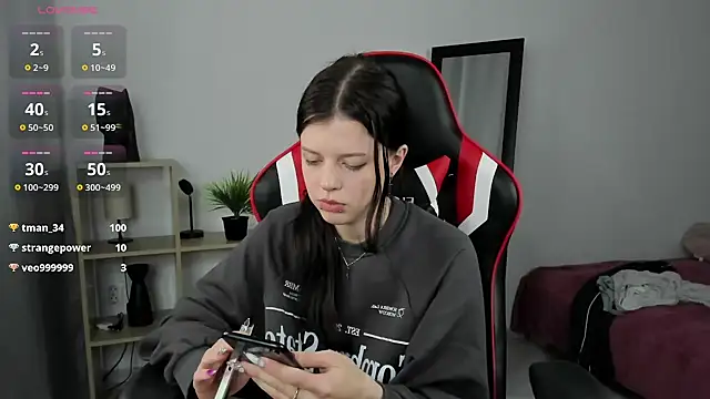 Este Glen online show from 12.06.24