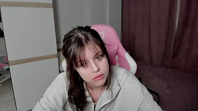 Este Glen online show from 03.06.25