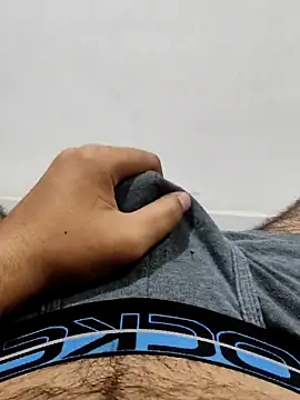 Snapshot of themostnaughtiestguyy chatting on 03.09.25 themostnaughtiestguyy online show from 03.09.25