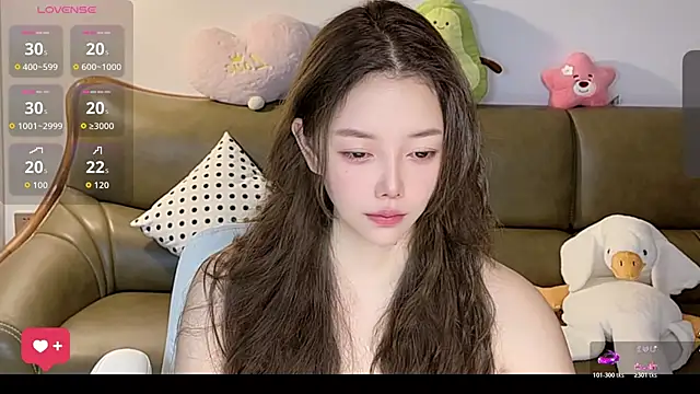 Yilin1999 online show from 07.26.26