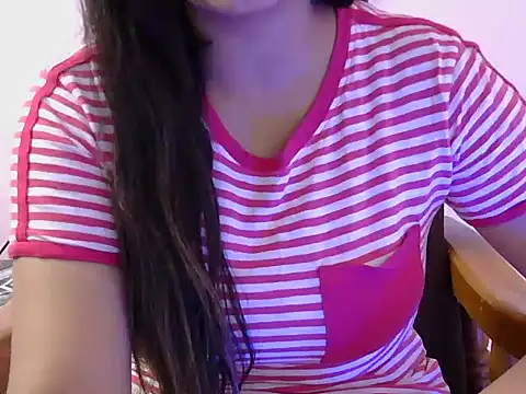 Snapshot of diva-22 chatting on 01.17.25 diva-22 online show from 01.17.25