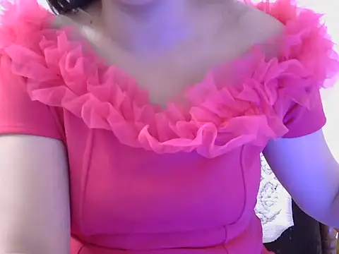 Snapshot of diva-22 chatting on 02.12.25 diva-22 online show from 02.12.25