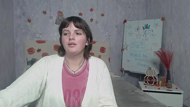 Snapshot of StaceyLex chatting on 11.15.25 StaceyLex online show from 11.15.25