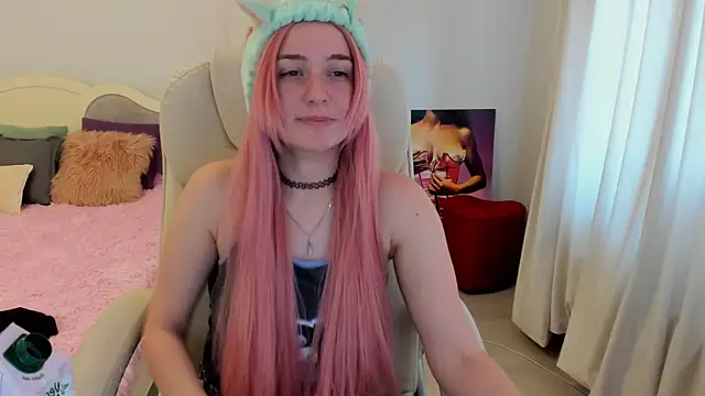 LisaElfy online show from 02.12.25