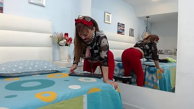 MeryLands online show from 02.25.25