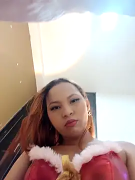 Snapshot of Heicy___ chatting on 12.27.24 Heicy online show from 12.27.24