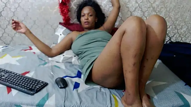 MaximTease24 online show from 02.24.25