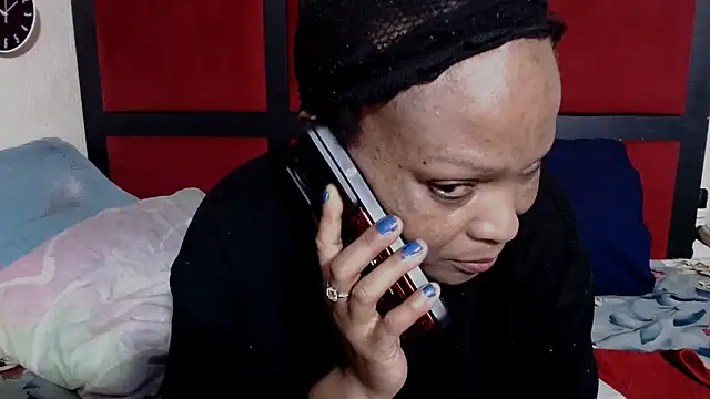 MaximTease24 online show from 06.14.26
