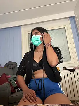 Snapshot of ScarletAss chatting on 01.11.25 ScarletAss online show from 01.11.25