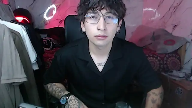 Snapshot of Dereck_Dickson chatting on 01.16.26 Dereck Dickson online show from 01.16.26