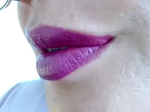 Snapshot of miss_evoleth2 chatting on 09.08.25 miss evoleth2 online show from 09.08.25