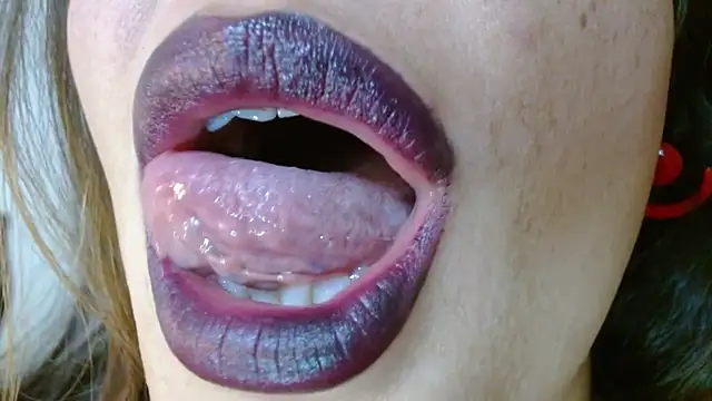 Snapshot of miss_evoleth2 chatting on 03.07.26 miss evoleth2 online show from 03.07.26