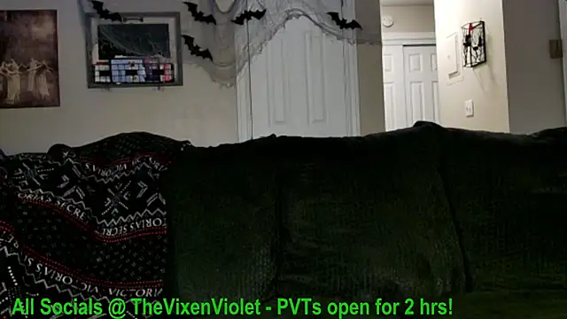 thevixenviolet online show from 12.17.24