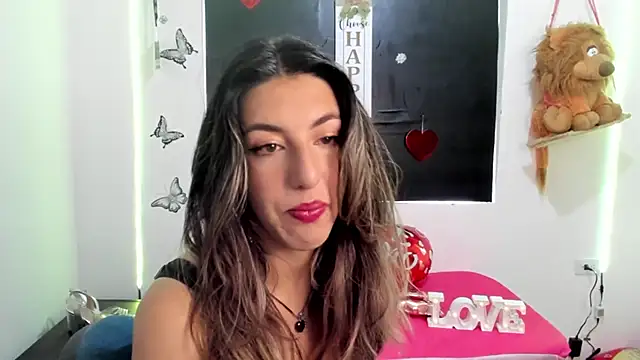 Snapshot of queen-natty chatting on 03.07.25 queen-natty online show from 03.07.25