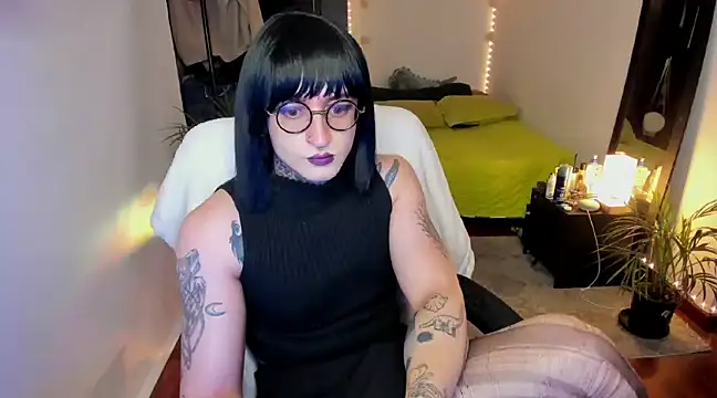 ShiiraVelkor online show from 02.18.25