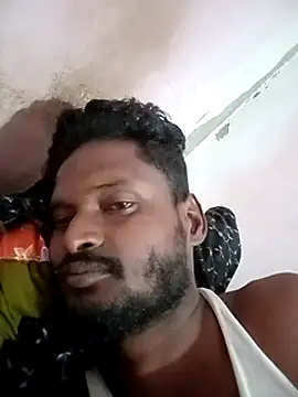 Snapshot of desicockblack chatting on 12.04.24 desicockblack online show from 12.04.24