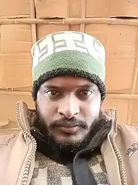 Snapshot of desicockblack chatting on 12.10.24 desicockblack online show from 12.10.24